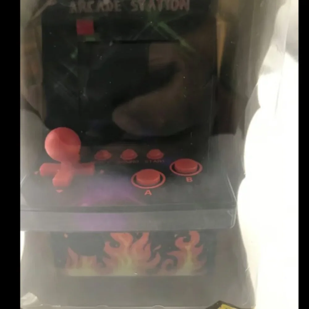 Mini Classic Arcade Game with 200 Games